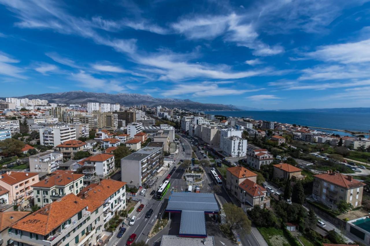 Penthouse Horizont Lägenhet Split Exteriör bild