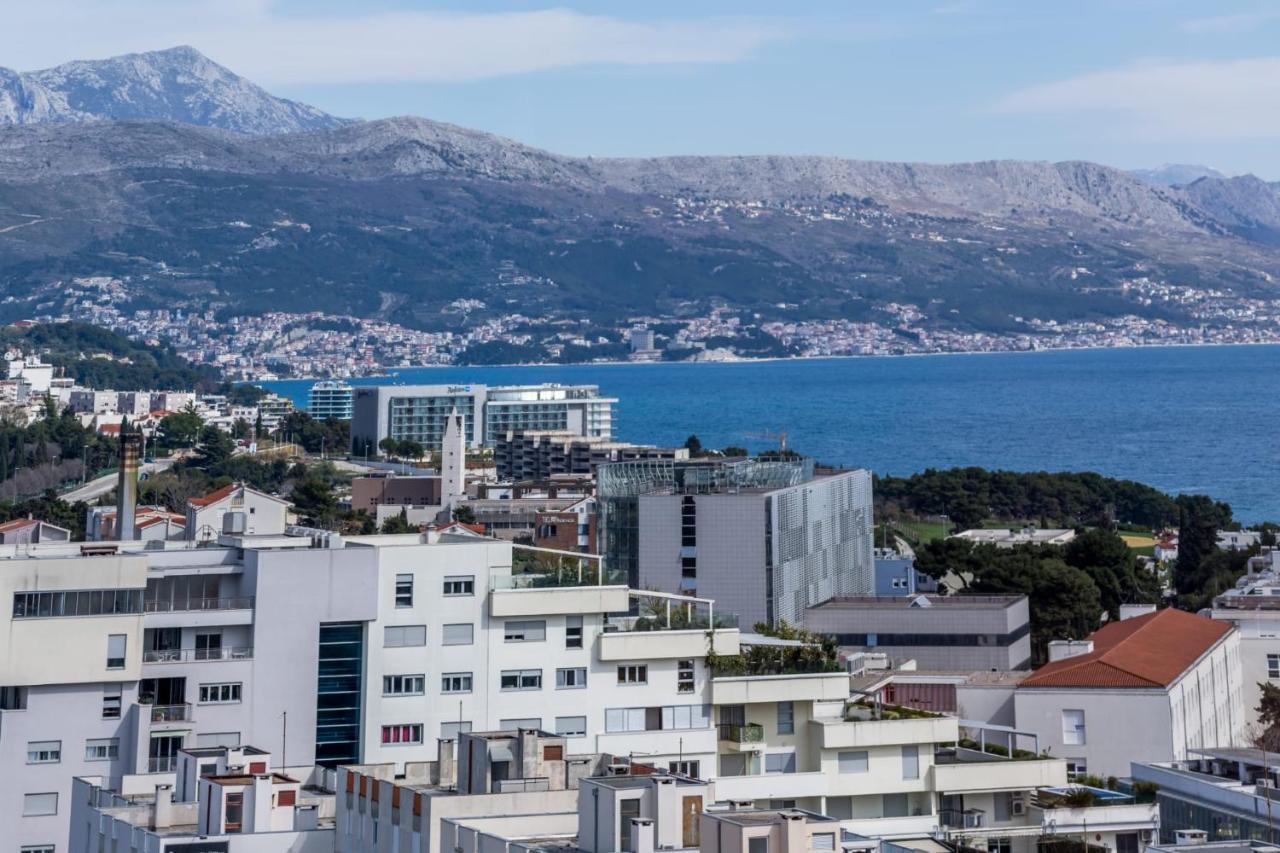 Penthouse Horizont Lägenhet Split Exteriör bild