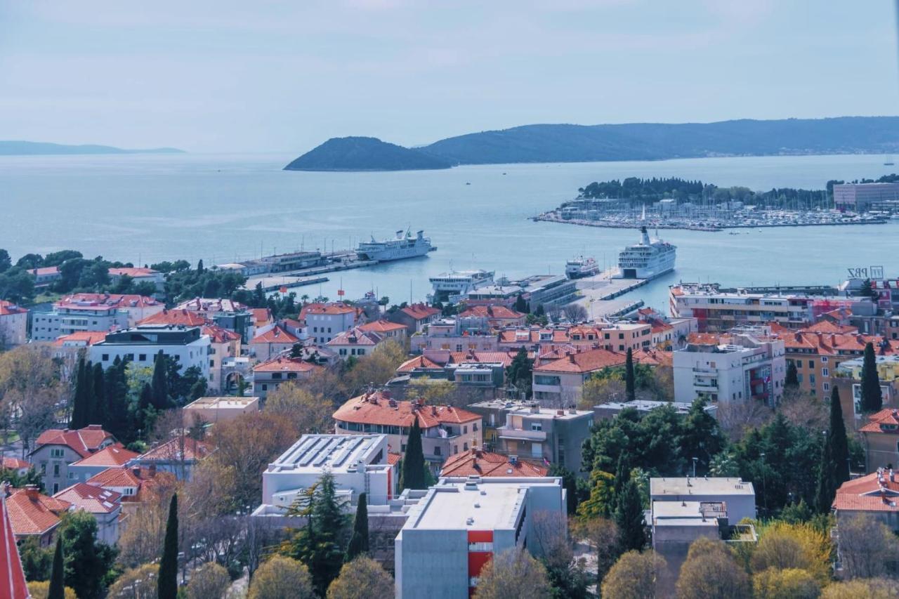 Penthouse Horizont Lägenhet Split Exteriör bild